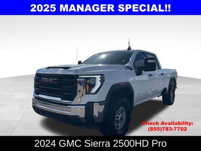 Used 2024 GMC Sierra 2500 Pro w/ Convenience Package