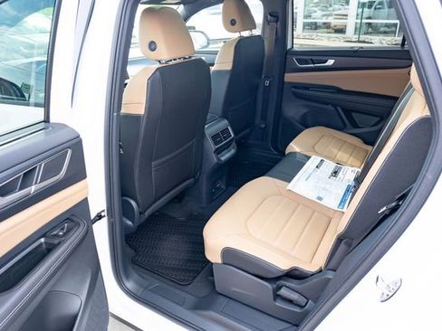 New 2026 Volkswagen Atlas Cross Sport SEL R-Line image 29