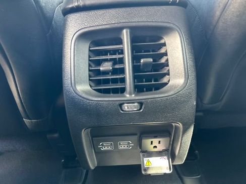 Used 2023 Jeep Cherokee Altitude Lux w/ Lux Elite Package AWD/4WD image 39