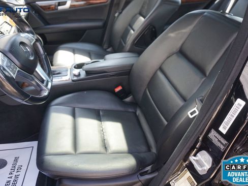 Used 2013 Mercedes-Benz C 300 4MATIC Sedan image 25