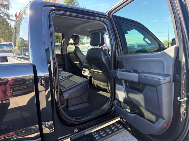 Used 2024 Ford F250 Lariat w/ Lariat Ultimate Package AWD/4WD image 37
