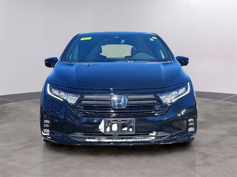 Certified 2024 Honda Odyssey Sport image 2