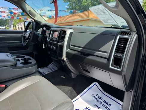 Used 2017 RAM 2500 SLT AWD/4WD image 14