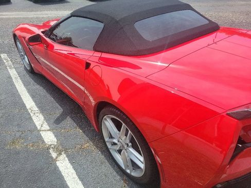 Used 2019 Chevrolet Corvette Stingray Convertible w/ 1LT RWD image 2