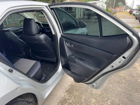 Used 2017 Toyota Corolla SE FWD image 20