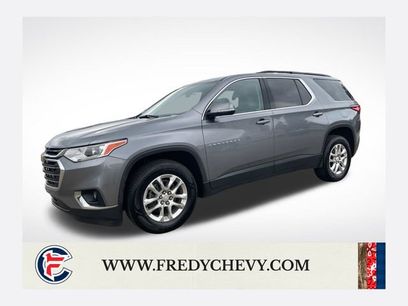 Used 2020 Chevrolet Traverse LT