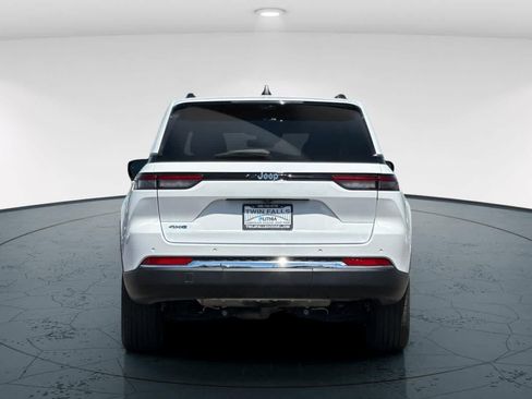 Certified 2022 Jeep Grand Cherokee Limited 4xe w/ Luxury Tech Group II AWD/4WD image 7