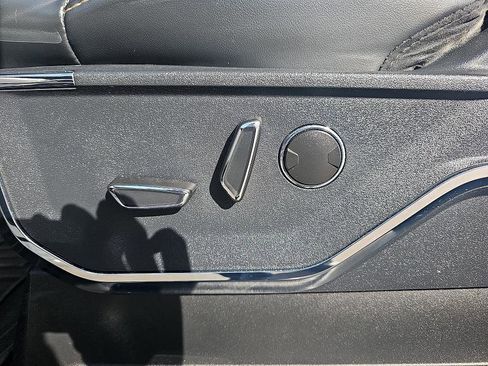 Used 2023 Ford F150 Platinum w/ Equipment Group 701A High image 14