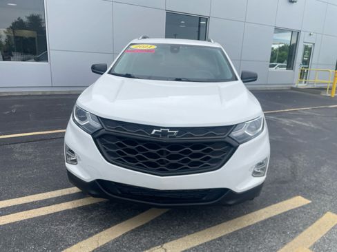 Used 2021 Chevrolet Equinox Premier w/ Redline Edition AWD/4WD image 2