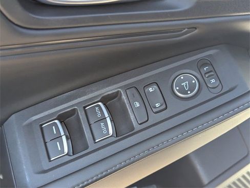 Used 2023 Honda Accord Sport image 24