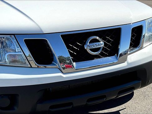 Used 2019 Nissan Frontier S image 27