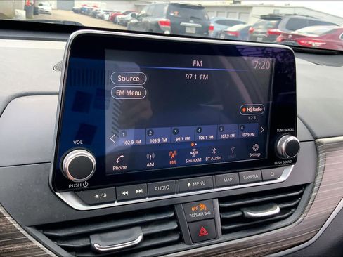 Used 2019 Nissan Altima 2.5 SL FWD image 29