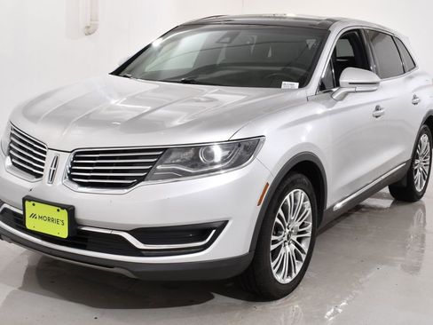 Used 2016 Lincoln MKX Reserve w/ Climate Package AWD/4WD image 2
