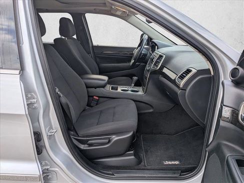 Used 2012 Jeep Grand Cherokee Laredo w/ Laredo E Group RWD image 22