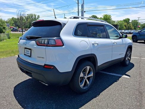 Used 2019 Jeep Cherokee Limited AWD/4WD image 4