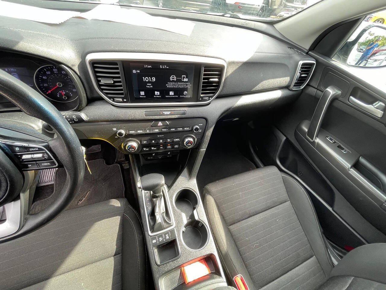 Used 2020 Kia Sportage LX w/ LX Popular Package AWD/4WD image 16