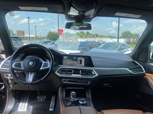 Used 2019 BMW X5 xDrive50i w/ M Sport Package AWD/4WD image 21
