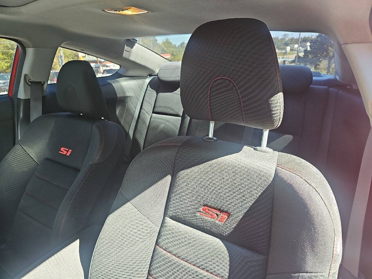 Used 2012 Honda Civic Si image 11