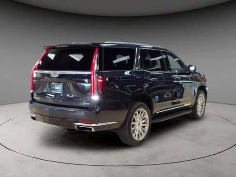 Used 2022 Cadillac Escalade Premium Luxury AWD/4WD image 6
