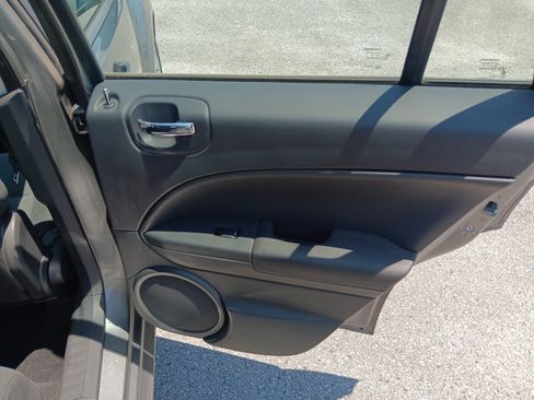 Used 2011 Dodge Caliber Rush FWD image 18