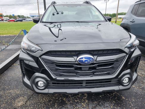 Used 2023 Subaru Outback Onyx Edition AWD/4WD image 8