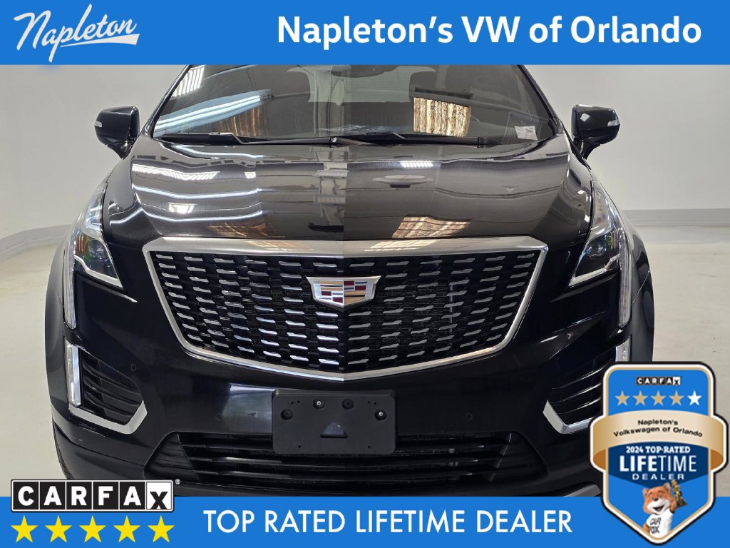 Used 2023 Cadillac XT5 Premium Luxury AWD/4WD image 2