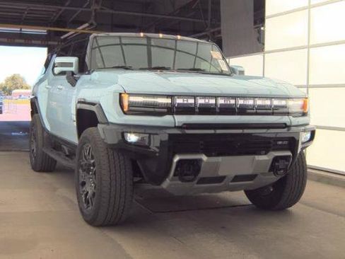 Used 2024 GMC Hummer EV 2X AWD/4WD image 5