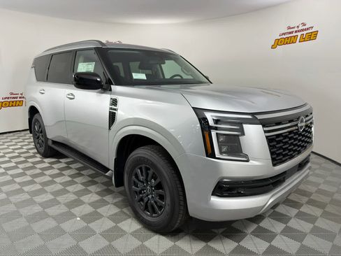 New 2026 Nissan Armada SV image 7