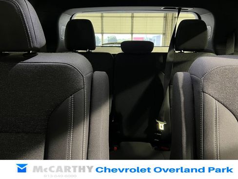 Used 2024 Chevrolet Traverse LT w/ Trailering Package FWD image 27