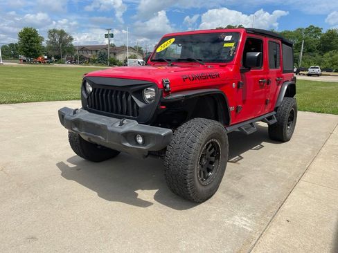Used 2018 Jeep Wrangler Unlimited Sport S AWD/4WD image 2