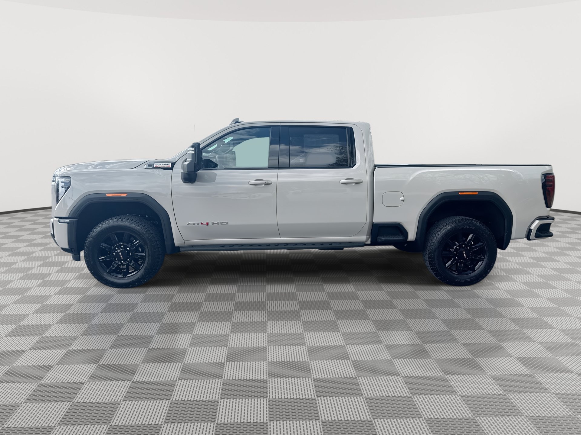 New 2026 GMC Sierra 2500 AT4 w/ AT4 Premium Plus Package AWD/4WD image 5