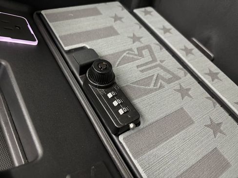 New 2025 GMC Sierra 1500 AT4 w/ AT4 Premium Package image 34