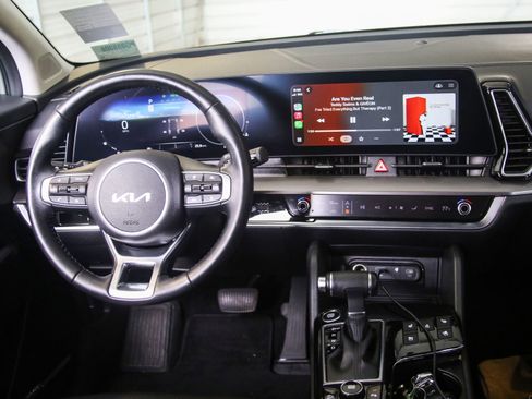 Used 2023 Kia Sportage SX image 20