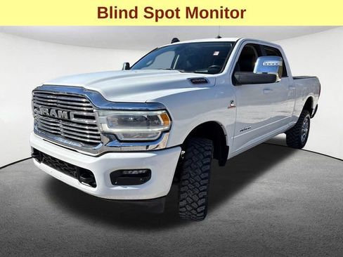 Used 2024 RAM 2500 Laramie AWD/4WD image 5