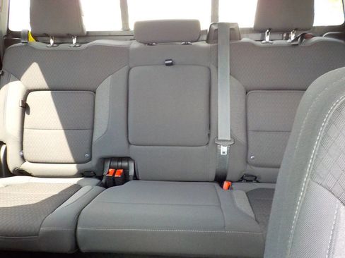 Used 2021 Chevrolet Silverado 1500 LT w/ Convenience Package II image 21