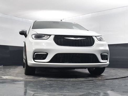 New 2026 Chrysler Pacifica Pinnacle w/ Trailer Tow Group AWD/4WD image 50