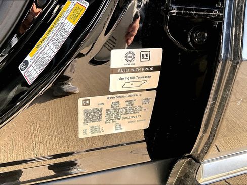 Used 2025 Cadillac XT6 Premium Luxury AWD/4WD image 33