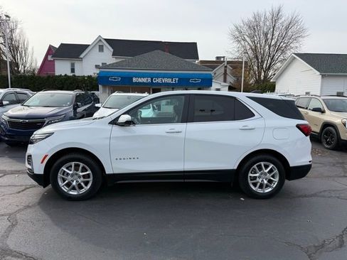Used 2023 Chevrolet Equinox LT image 4