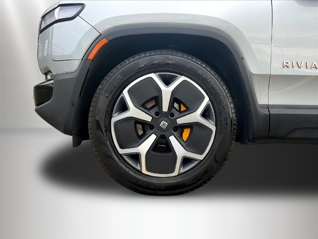 Used 2024 Rivian R1S Adventure Quad AWD/4WD image 33