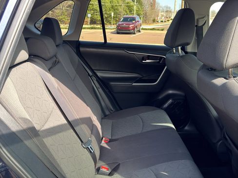 Used 2024 Toyota RAV4 XLE image 25