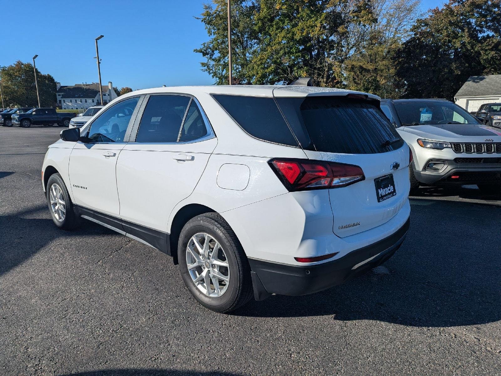 Used 2024 Chevrolet Equinox LT w/ LPO, Floor Liner Package AWD/4WD image 5