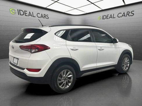 Used 2017 Hyundai Tucson SE w/ SE Popular Package 02 FWD image 5
