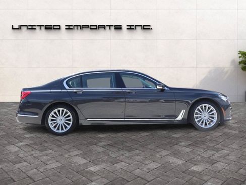 Used 2018 BMW 740i RWD image 6
