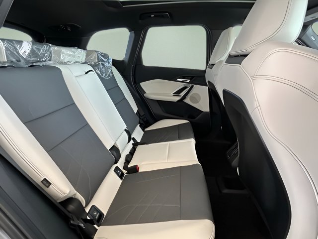 Certified 2026 BMW X1 xDrive28i AWD/4WD image 36