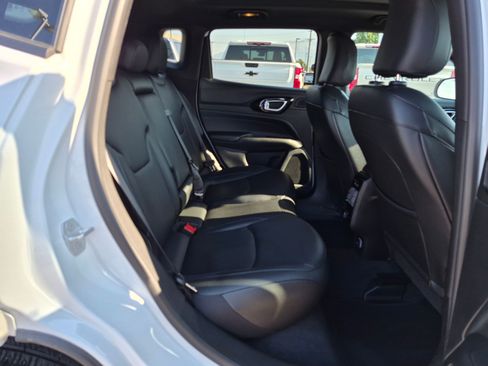 Used 2025 Jeep Compass Limited w/ High Altitude Package AWD/4WD image 31