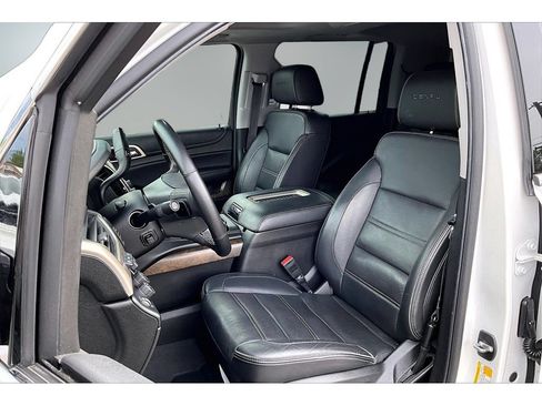 Used 2018 GMC Yukon XL Denali w/ Denali Ultimate Package AWD/4WD image 21