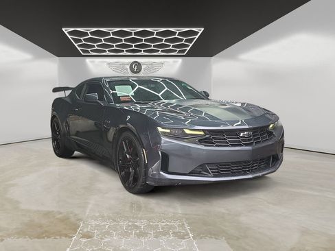 Used 2020 Chevrolet Camaro LT image 7