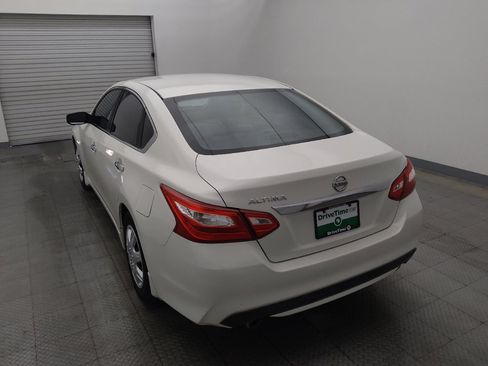Used 2016 Nissan Altima 2.5 S w/ Power Driver Seat Package FWD image 6