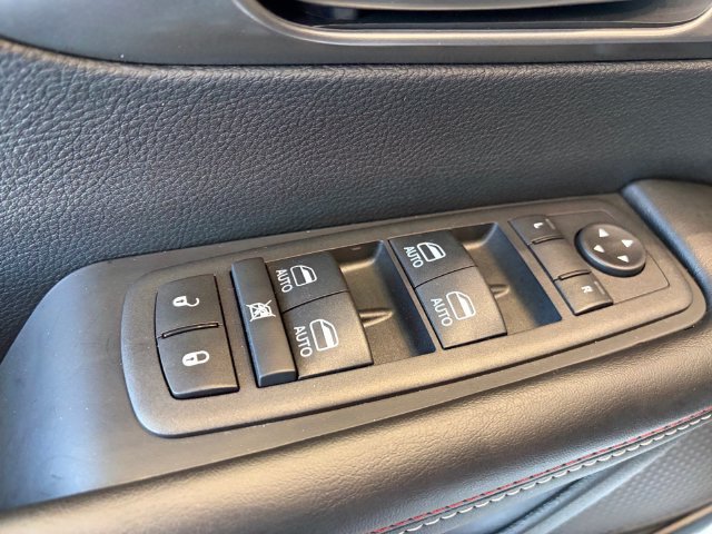 New 2027 Chrysler Pacifica Select FWD image 14