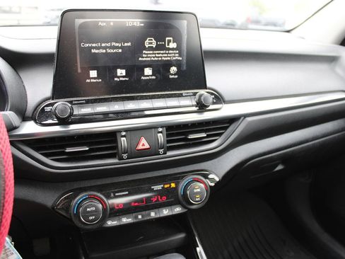 Used 2019 Kia Forte S image 6